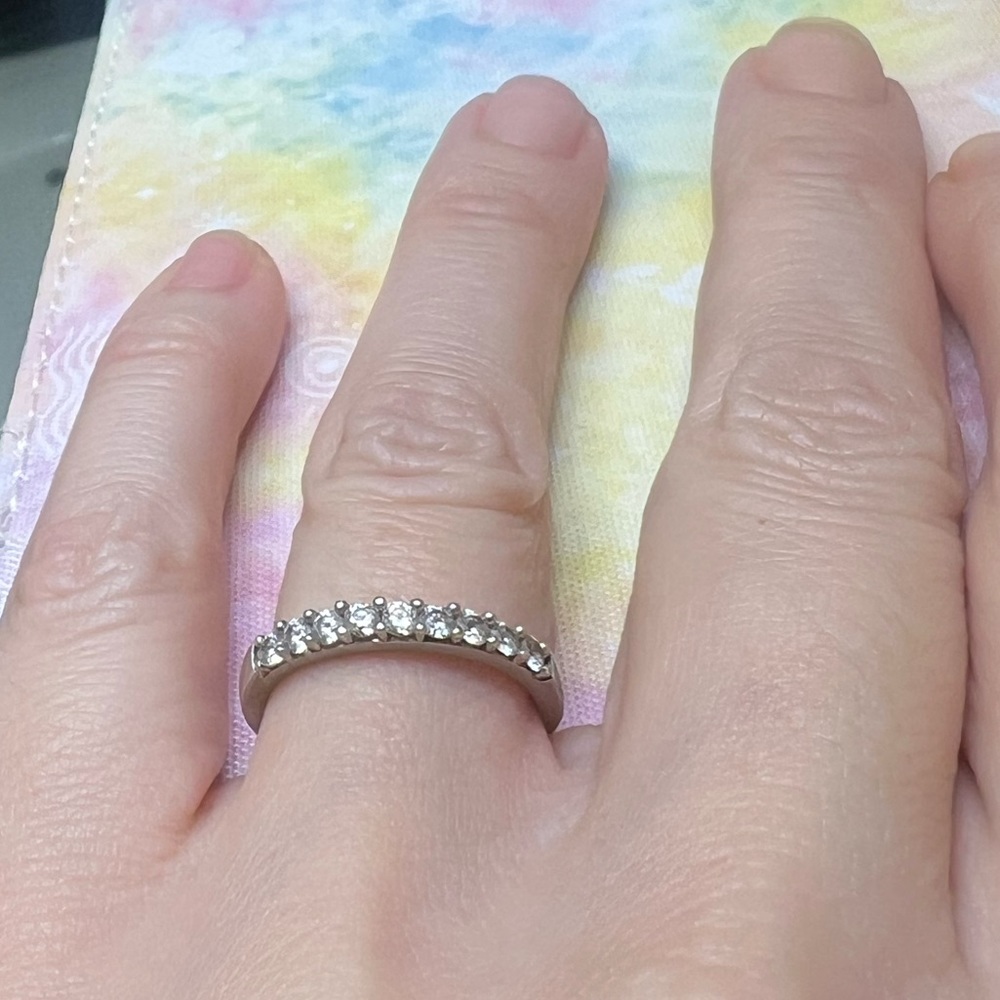 925 Women’s size 7.5 ring